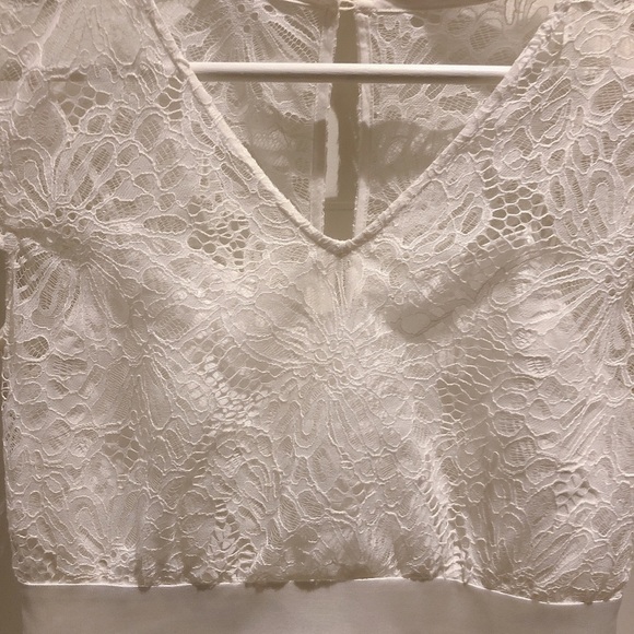 New Lady’s white lace dress - Picture 4 of 5